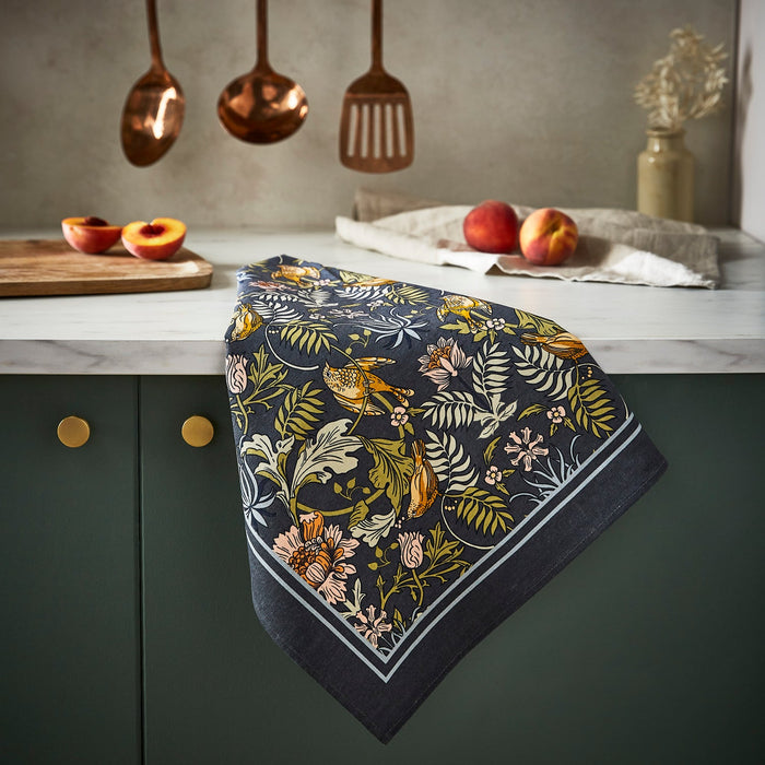 NSIMG-SHA256:efbc25dddef1b15986110af28c328788f032080f68dacfcc4345115c4e5535d4 · Isalbi Ulster Weavers Finch & Flower Tea Towel Multi-Coloured