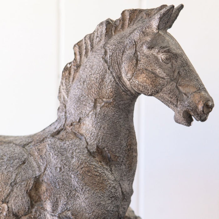 2 set Ancient Horse