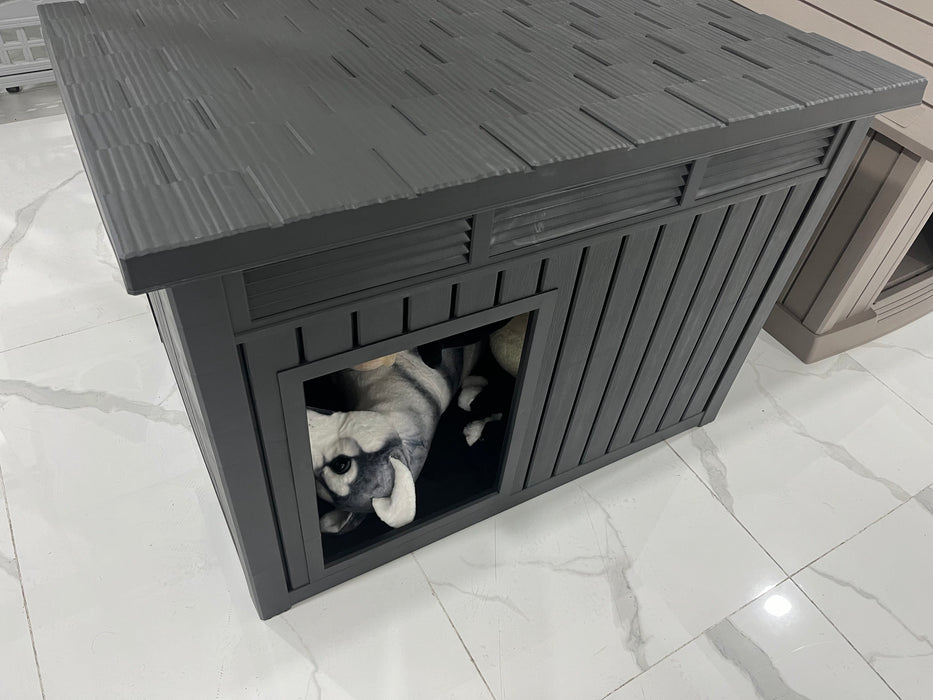 Premium Leaning Roof Dog House – Stylish, Durable, and Weather-Resistant Shelter for Your Pet SUKK