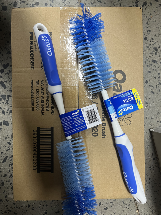 Oates B-40020 Soft Grip Bottle Brush