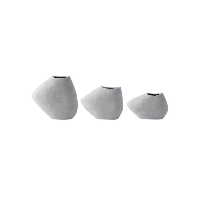 2 set Shard Vases White - (S) 17cm tall x 27cm wide x 9cm thick