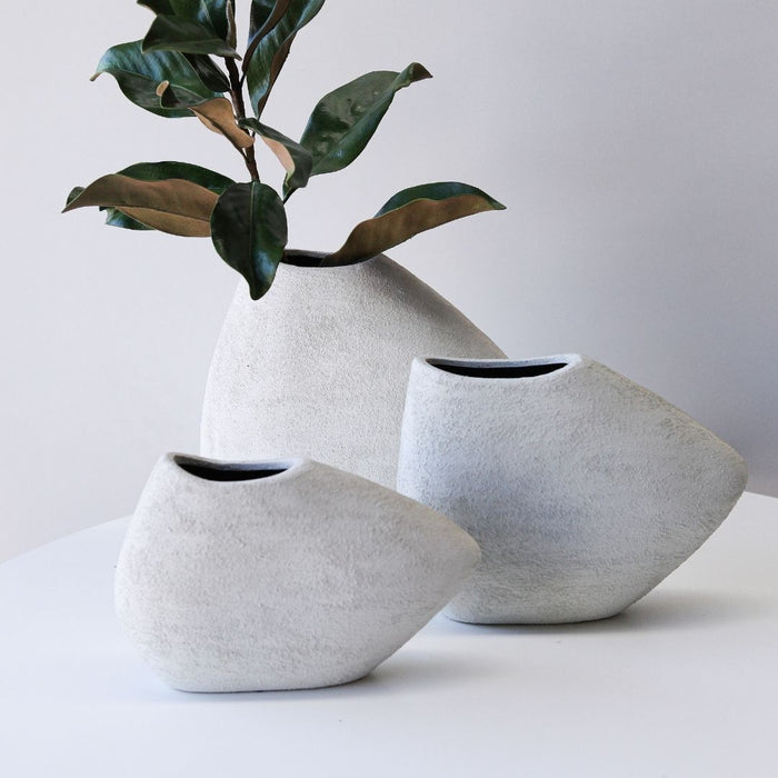 2 set Shard Vases White - (M) 21cm tall x 28cm wide x 9.5cm thick
