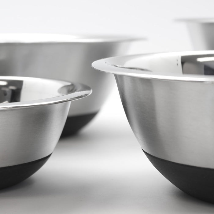 Lemon & Lime STAINLESS STEEL MIXING BOWL SILICONE BASE 28CM