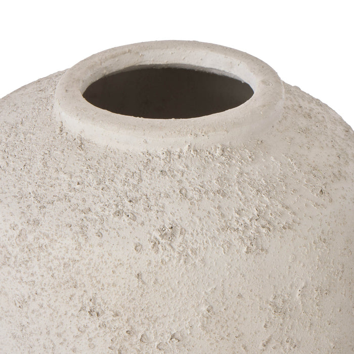NSIMG-SHA256:345158bb21c5eb98aa920c44daefc47c3d17bfb342614ab4d3ce2296411017f9 · Isalbi Rogue Lanah Vase Ivory