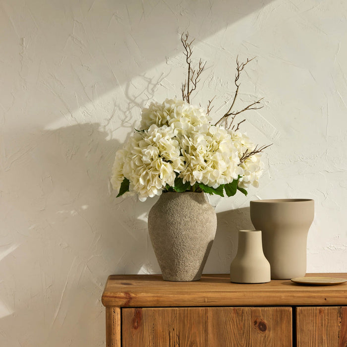NSIMG-SHA256:59d7bada34598b3ab00768c99ef8a64e5d38e508ddd8190d7cdb366267b970ee · Isalbi Rogue Hydrangea Twig - Elsie White