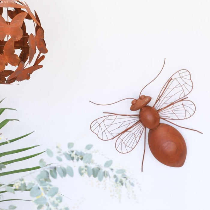 2 set Buzley Bee Wall Art
