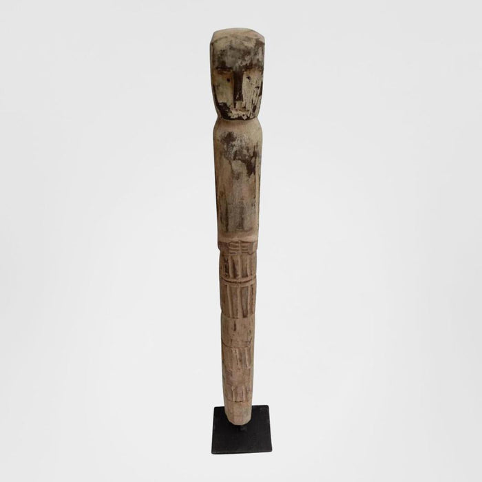 Keeil Sculpture on Stand
