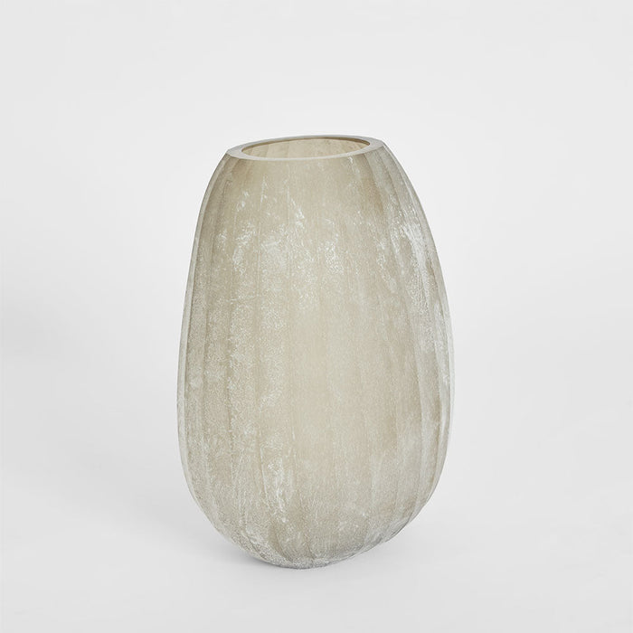 Piah Vessel Mouth Blown
