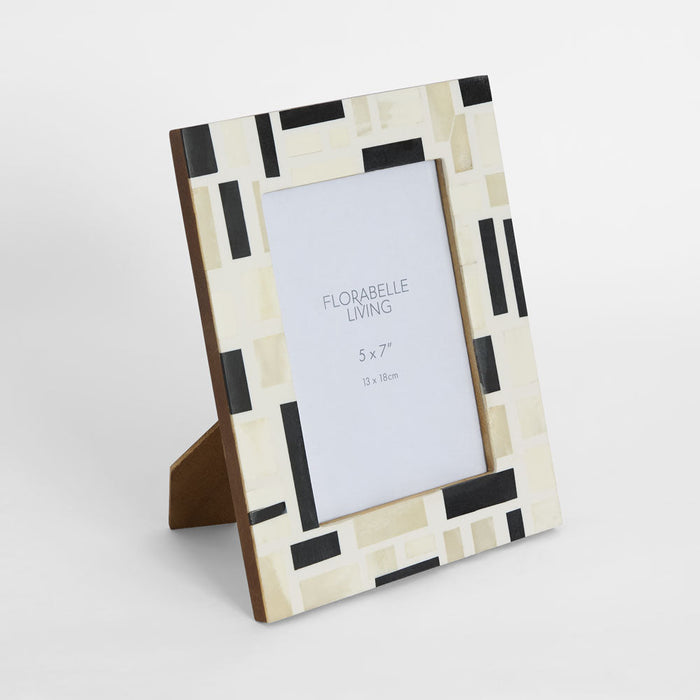 Cubo Bone Inlay 5 x 7 Photo Frame White & Black
