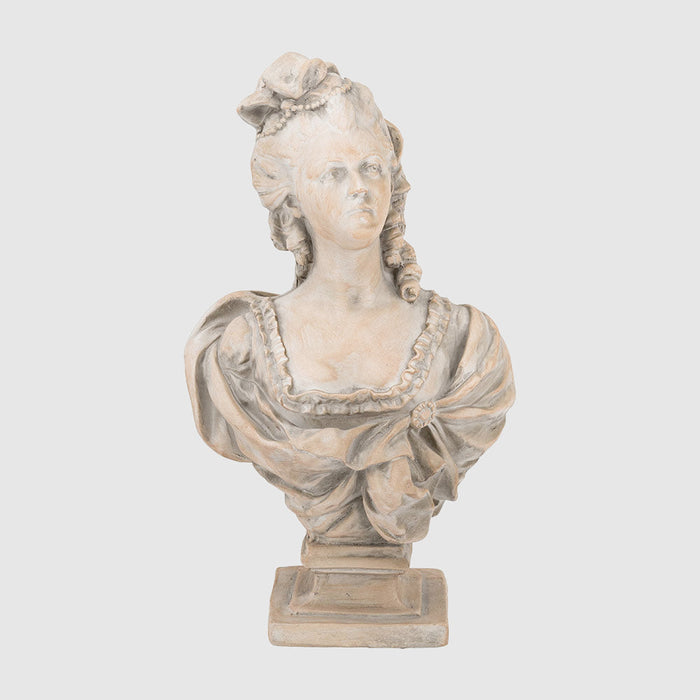 Edith Lady Statue