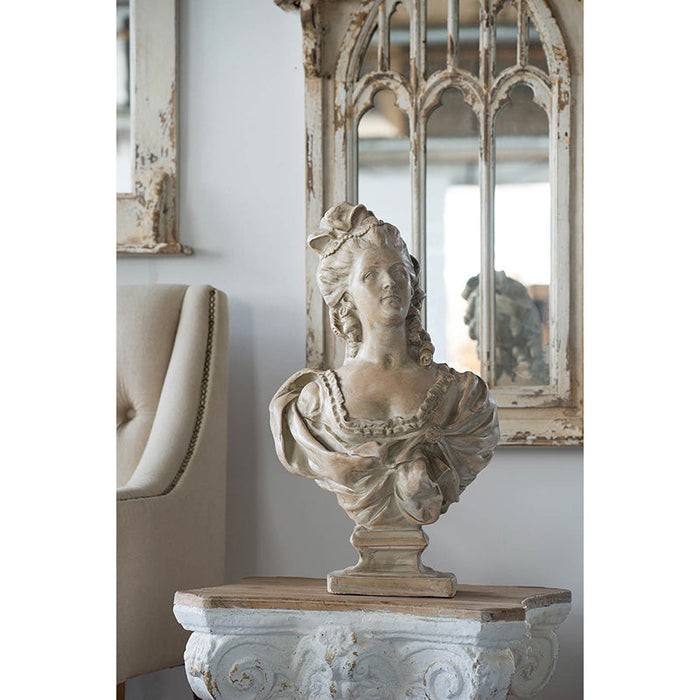Edith Lady Statue