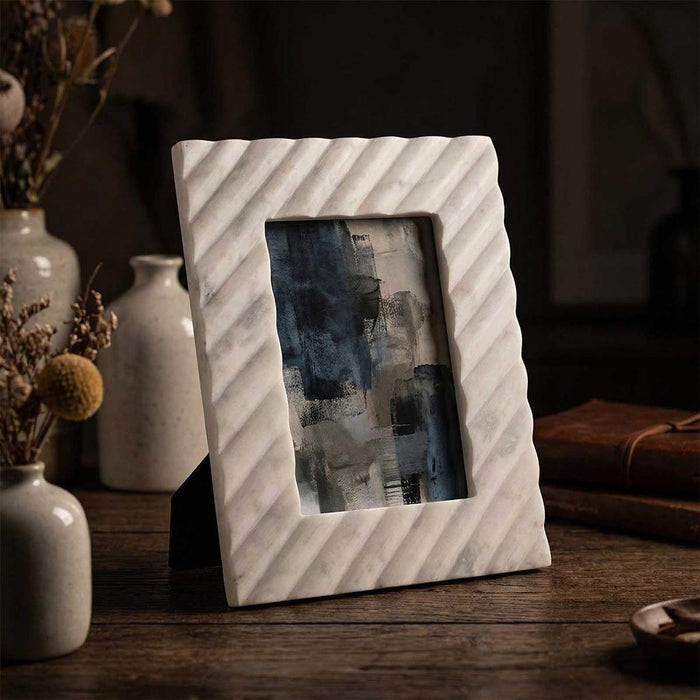 Cici Linea 5 x 7 Photo Frame Opal White Marble