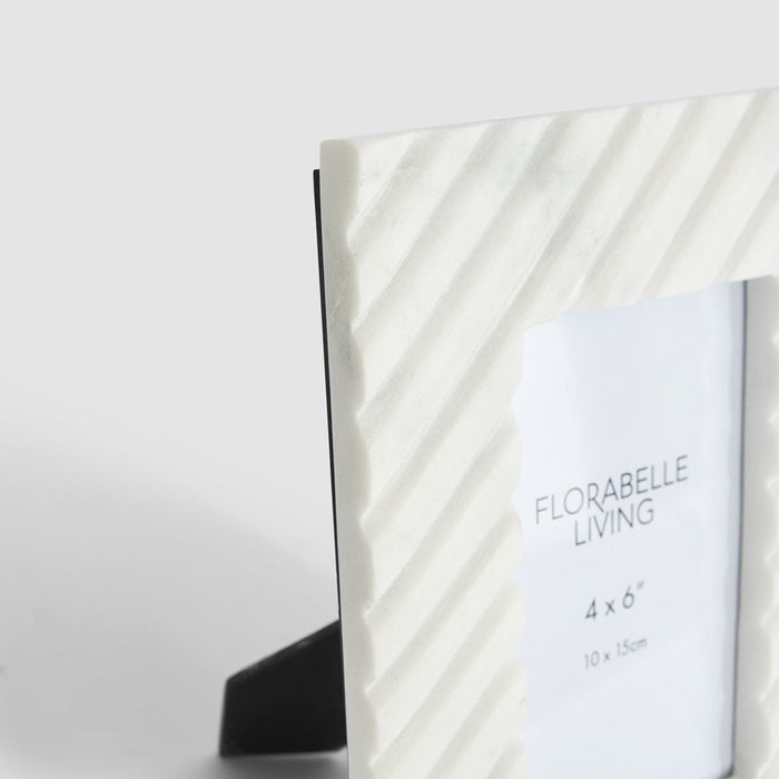 Cici Linea 4 x 6 Photo Frame Opal White Marble