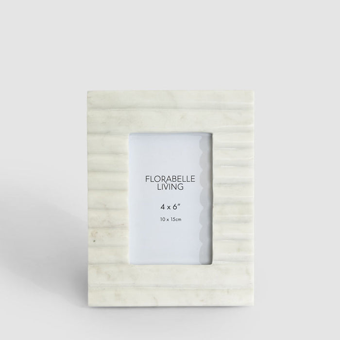 Cici Ribbed 4 x 6 Photo Frame Marble