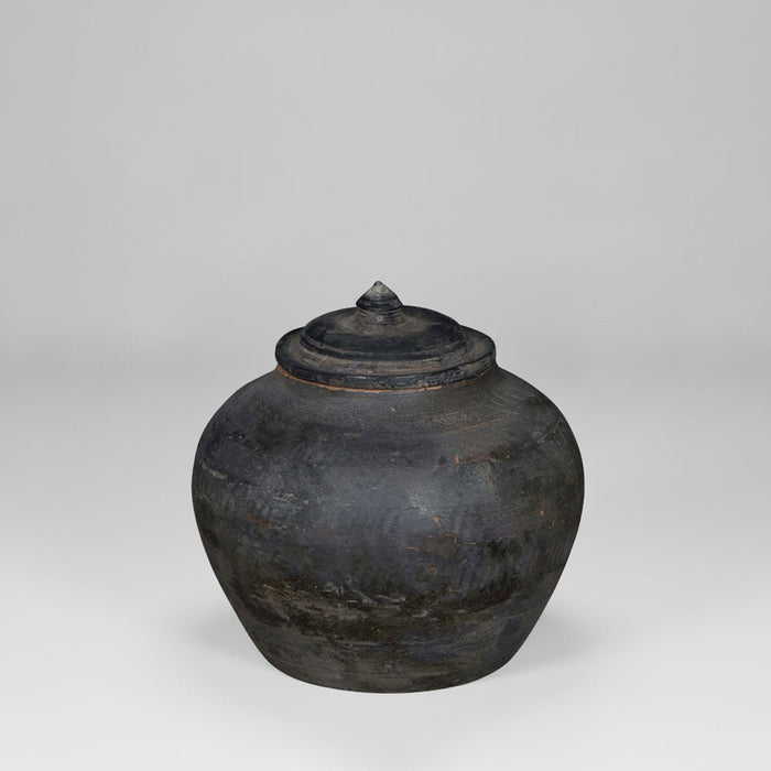 Shanxi 120 Year Terracotta Pot With Cap Small
