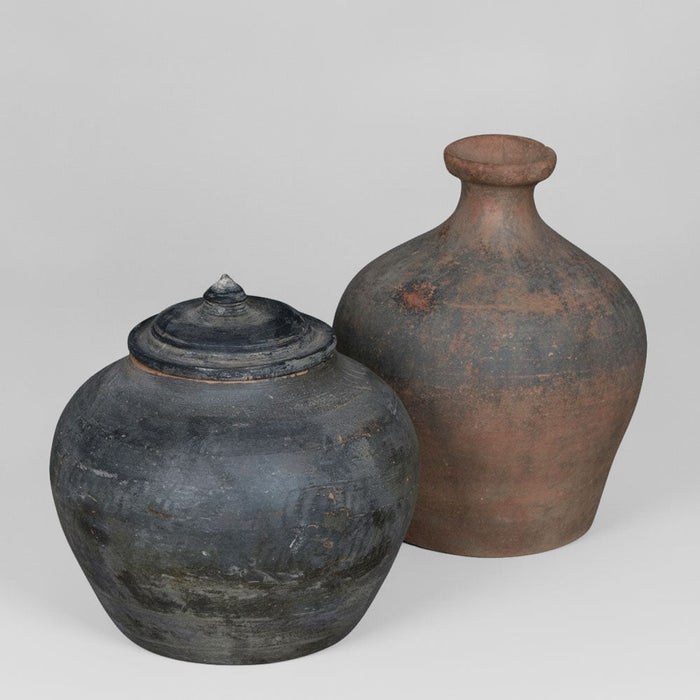 Shanxi 120 Year Terracotta Pot With Cap Small