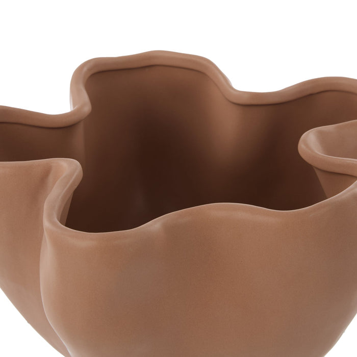 NSIMG-SHA256:3e935da561f13bd90453a49ca974036684c09d4cfc8bc6ae08042e1b3e56db1f · Isalbi Amalfi Fluid Vase Raw Umber