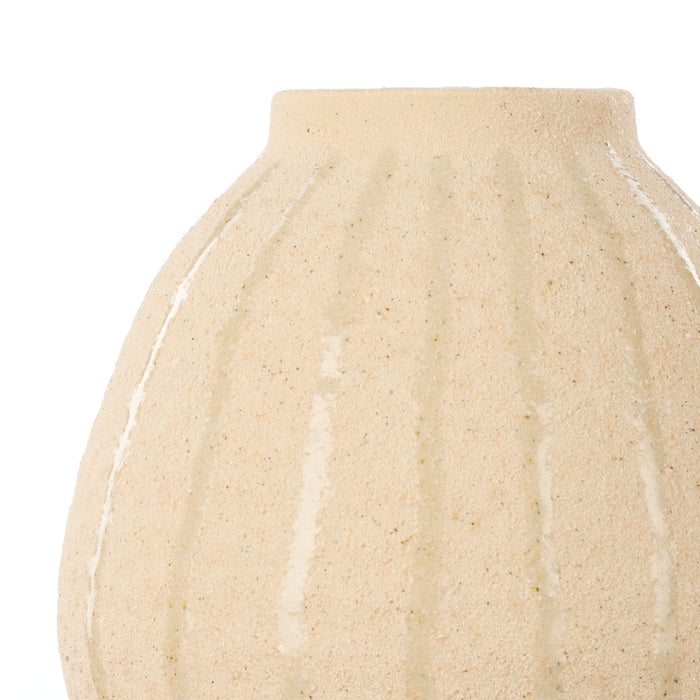 NSIMG-SHA256:2ec7eeb57bc148d74643603919cd735d6b1eb6a500913e14a23bac9183444c72 · Isalbi Amalfi Henry Ceramic Vase Small White