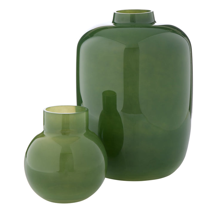 NSIMG-SHA256:722db9557eca0b4cb896f4674fe6e43fafa44d66a4bbf176f2273e0b6578cc25 · Isalbi Rogue Sophie Vase Small Green