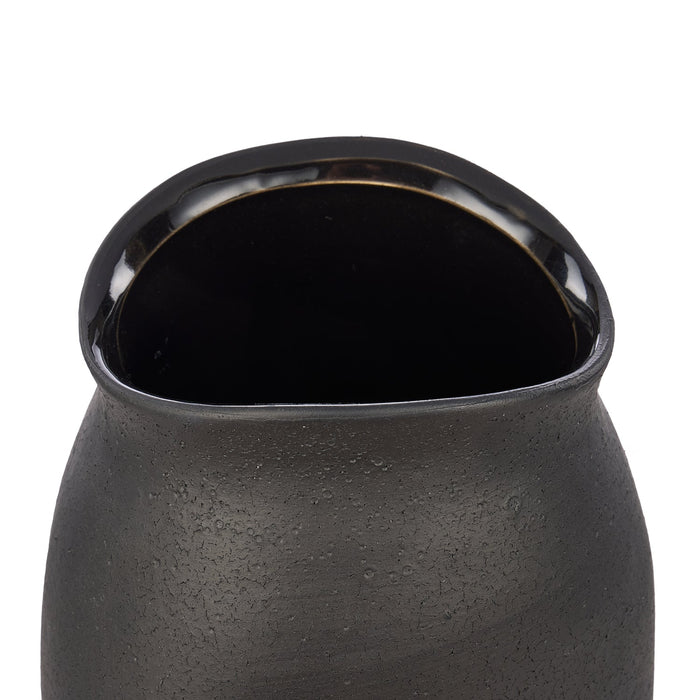 NSIMG-SHA256:d406218446b20f12bc52503f2da602cf3ba76e90506be187f62d1aa9edef841b · Isalbi Rogue Maliah Pot Black