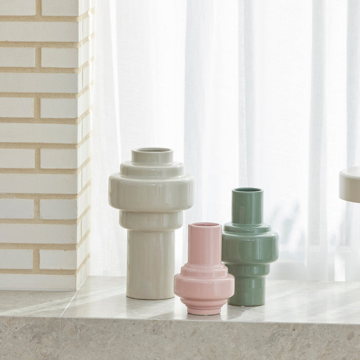 NSIMG-SHA256:2f87c16d672addcd9f5240b4ed0040b218965eb444e5019aa8db2099686dc5fd · Isalbi Amalfi Merrik Collection Vase Medium Green