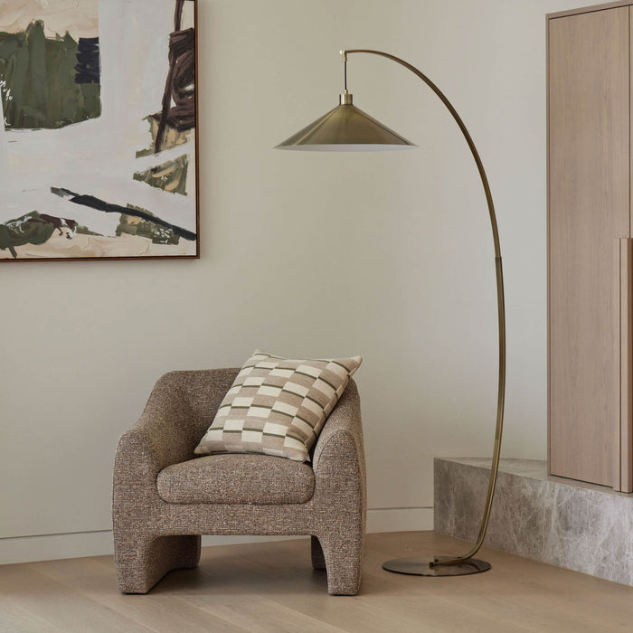 NSIMG-SHA256:dc41ab110a87837bd959e97ab2da25bb22b6adadcf7f0665b86e6c1a3d683e11 · Isalbi Amalfi Wells Chair Brown & Taupe