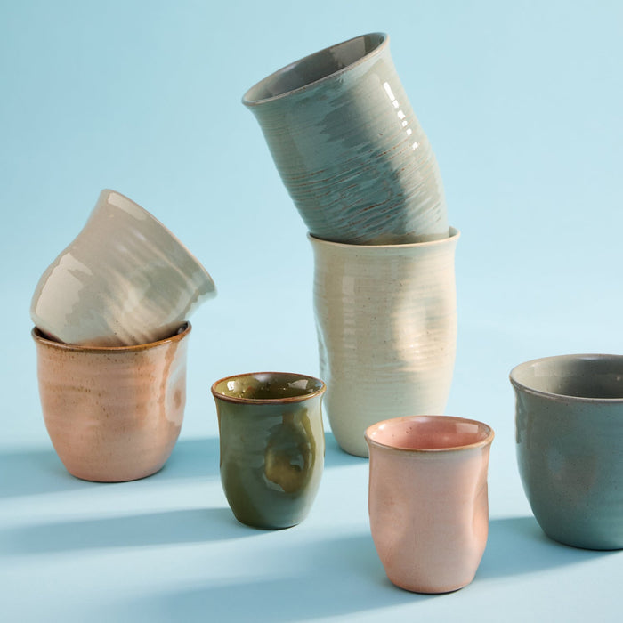 NSIMG-SHA256:d8847e49a3121932c38b10b61d40cc0528fd22fe76adb1b6e03b132e45dddbe2 · Isalbi Leaf & Bean Espresso Cup Green