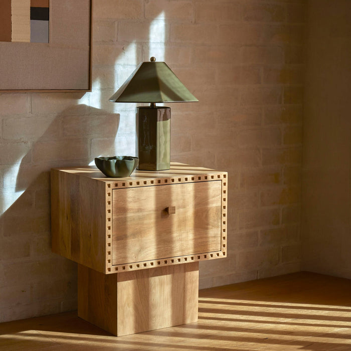 NSIMG-SHA256:91be113b1e9bab368428a1ec361633170d5af2513f76f046ba6acee89d845dcf · Isalbi Amalfi Vero Bedroom Side Table Honey Oak