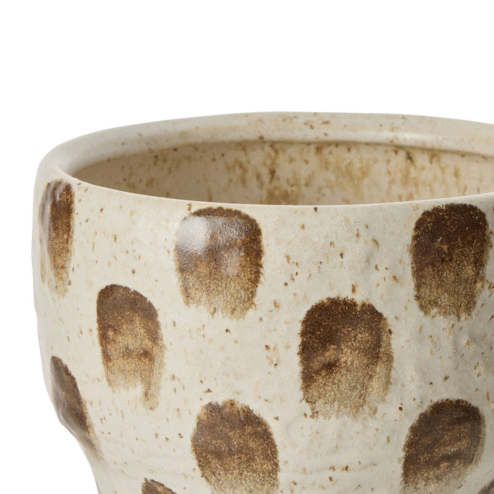 NSIMG-SHA256:6af6737d00163ead743907783d13c87fdfe142bc570ee003aaf9eea454b540e3 · Isalbi Amalfi Soren Dab Vase White & Brown