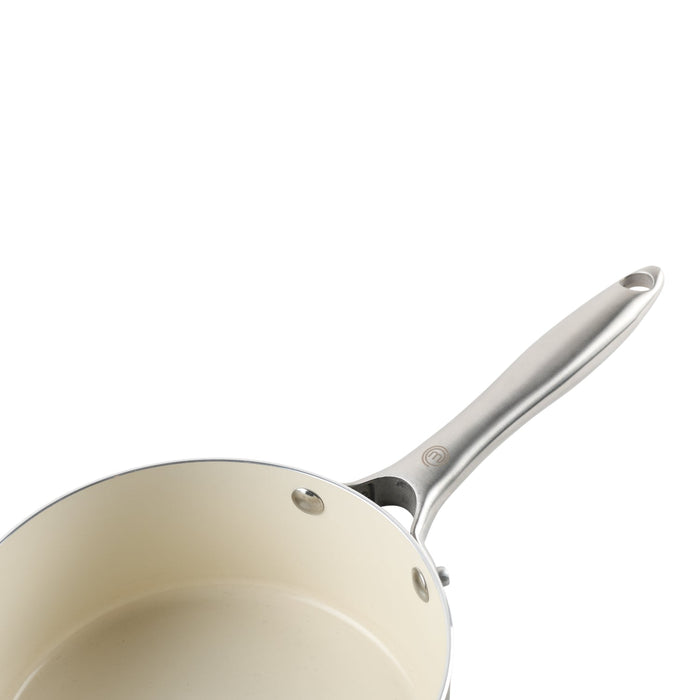 NSIMG-SHA256:abfd6e3a54e73ce53bb69726b4a90cf6a2aab4856f975c5f2133e3829341b255 · Isalbi MasterChef Sage Elementa Saucepan with Lid Sage & Cream