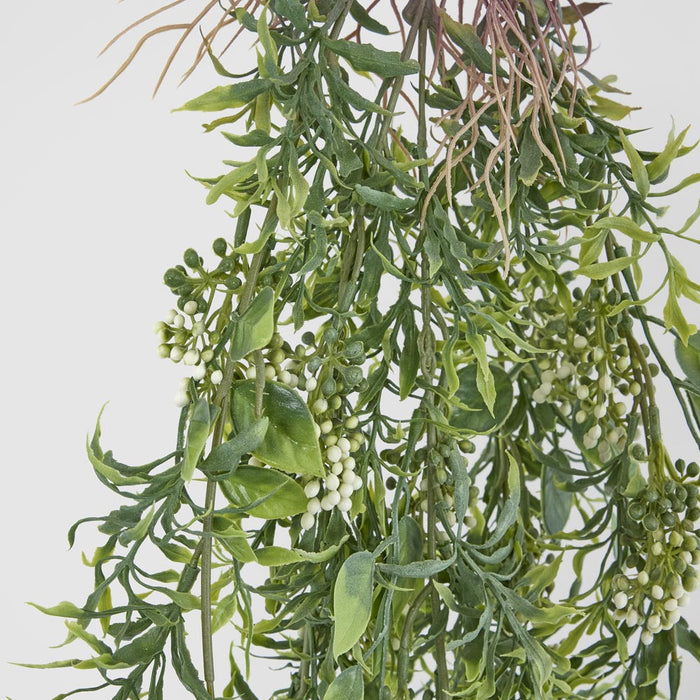 Hanging Berry Spray White