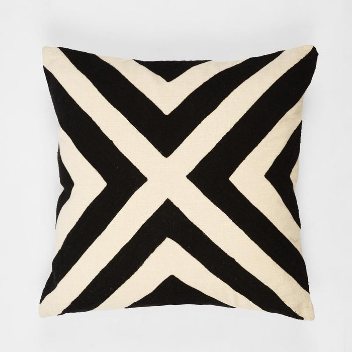 Cushion - Clifton 50x50cm Natural/Black