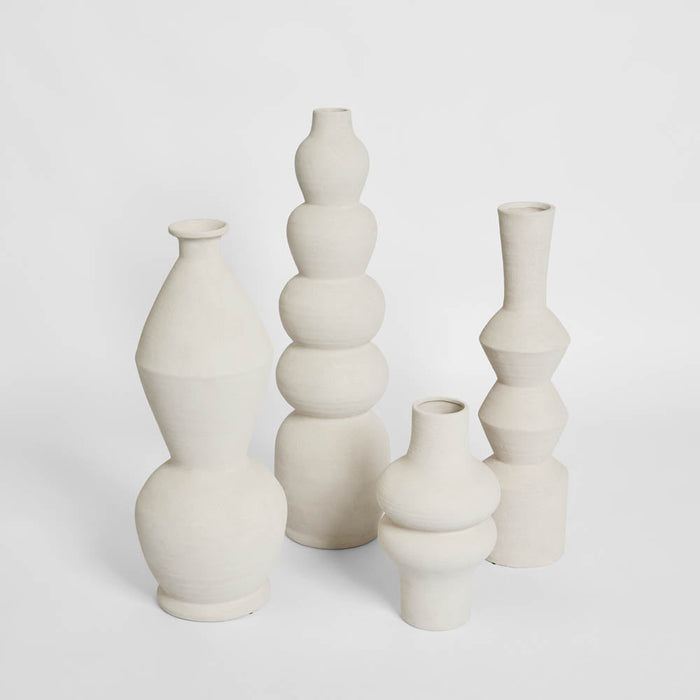 Goya Vase Chalk