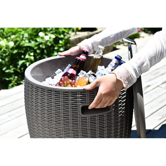 Rattan Style Outdoor Cooler with Lid – The Perfect Addition to Your Patio