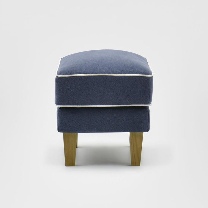 Bondi Hamptons Ottoman Navy W/White Piping