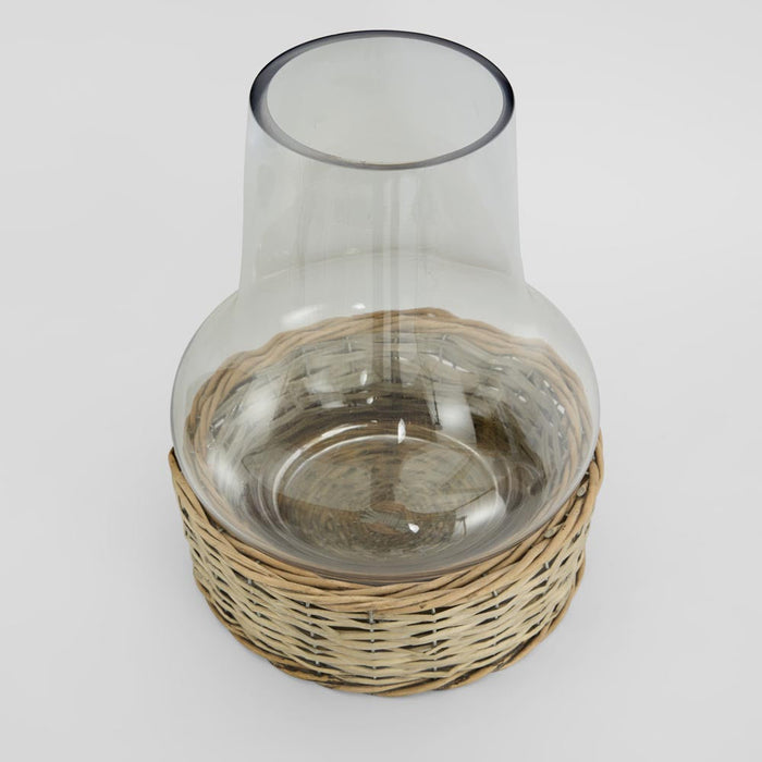 Chimney Hurricane With Wicker Base
