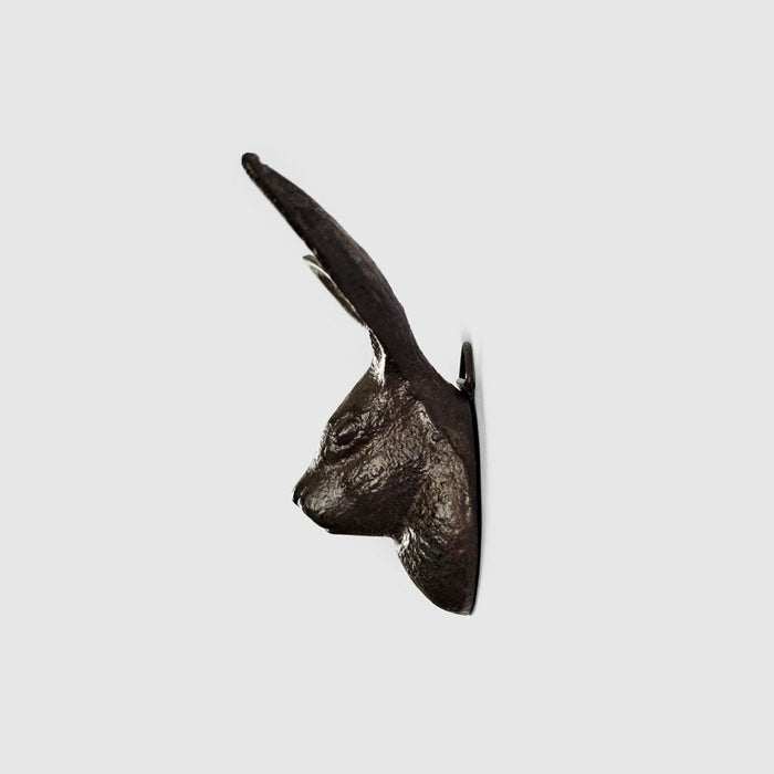 Benny Hare Cast Iron Hook 8 pcs