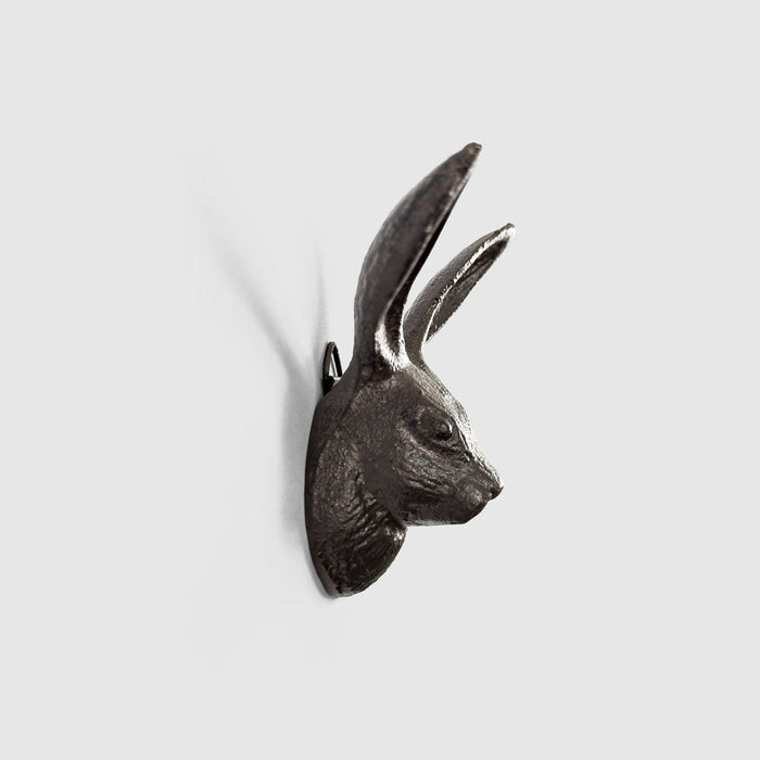 Benny Hare Cast Iron Hook 8 pcs