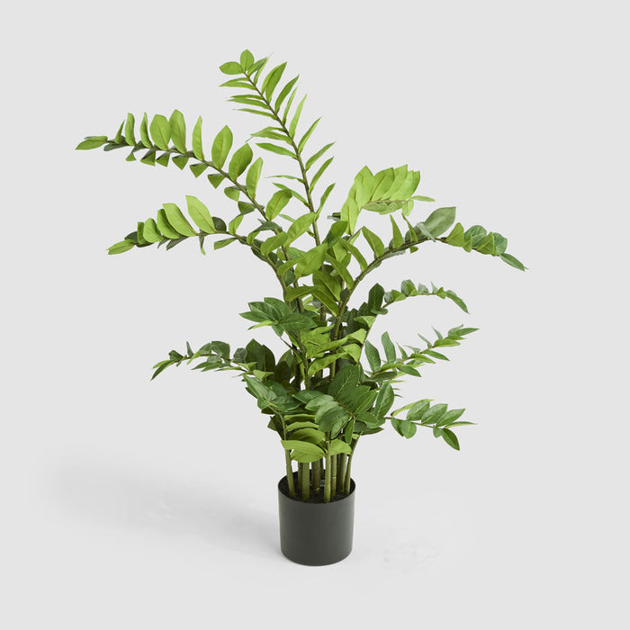 Zanzibar Real Touch Leaf In Black Plastic Pot