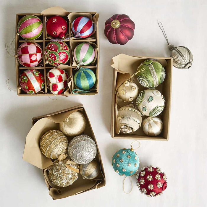 Silk Sequin Bauble Red 2 pcs