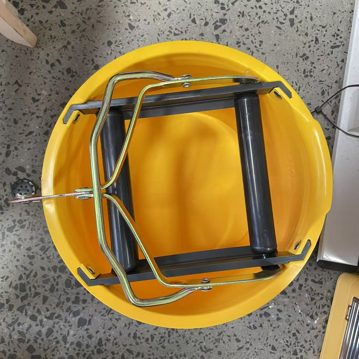 Oates IW-005B C'Tract Wringer Bkt Blue, Black, Green, Red, Yellow 15L