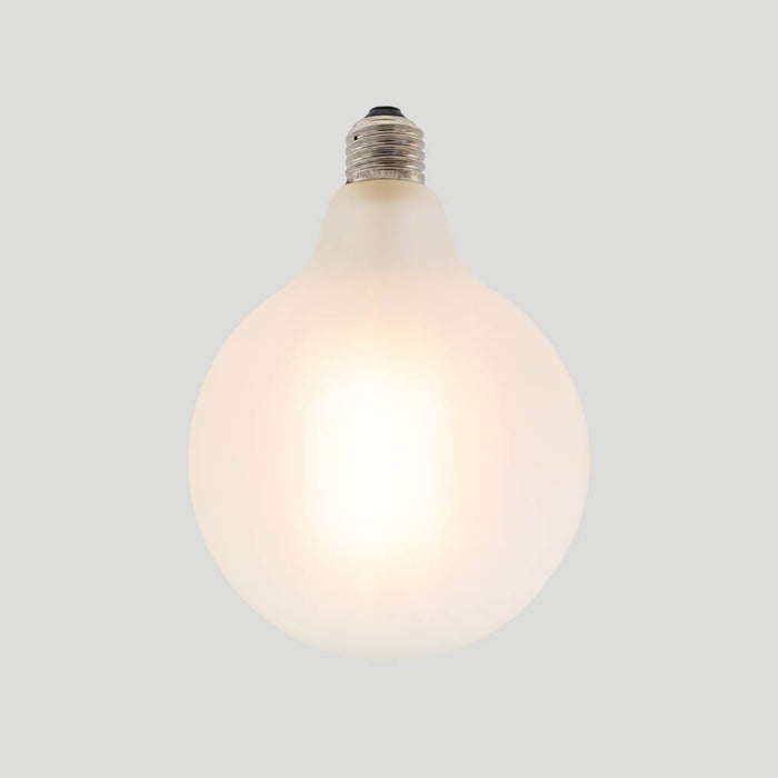 G125 LED Filament - Porcelain Frosted - 8W E27 2700k