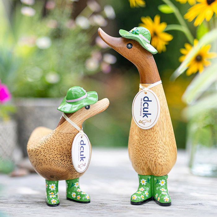 NSIMG-SHA256:60c222516ce828b4b6accfb08e883f2fb905defcba5b424d7adcc0ae1813659b · Isalbi DCUK Floral Hat Duckling CDU 5 Assorted